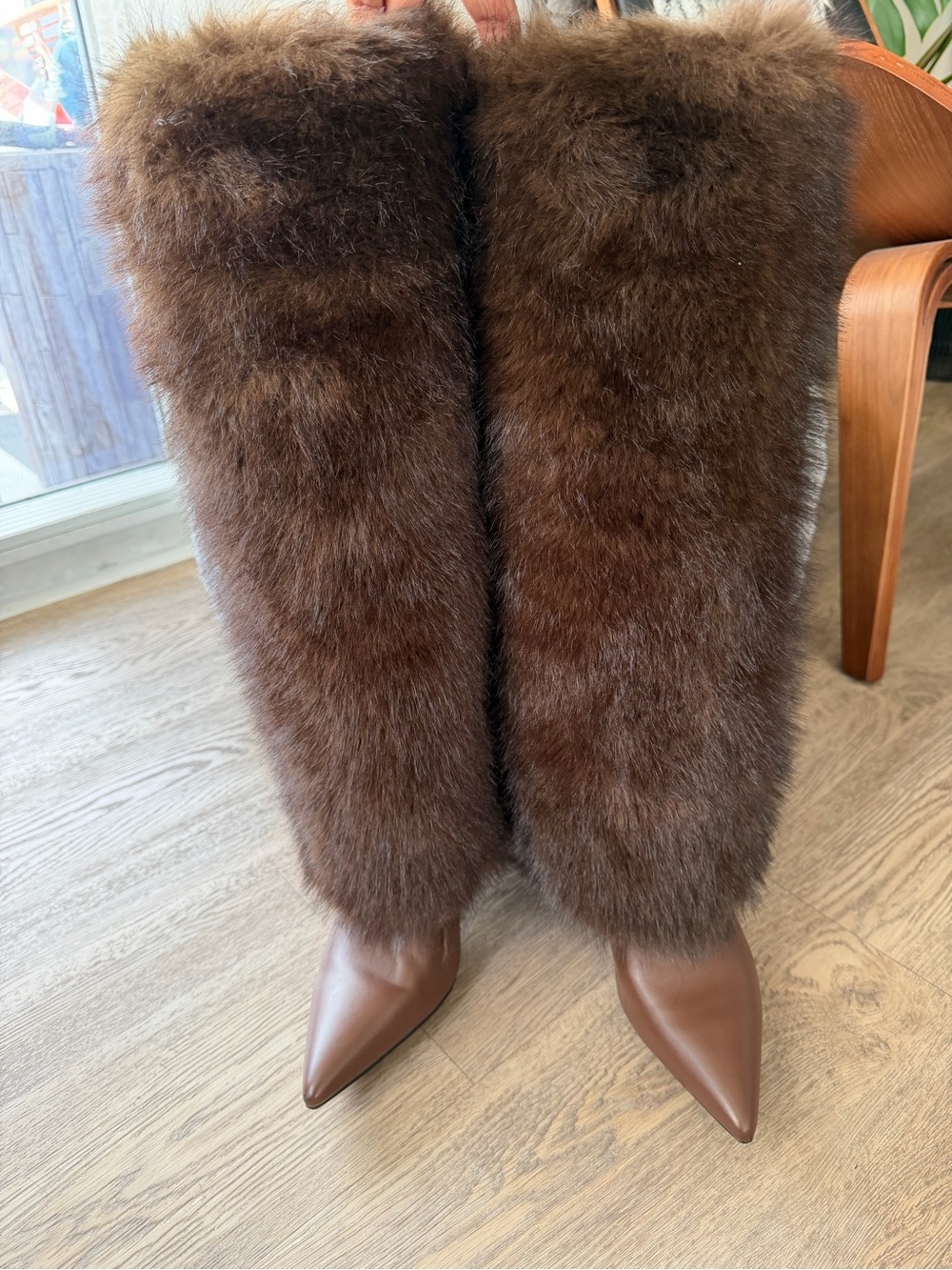 Faux Fur Brown Boots - Picture 4 of 10